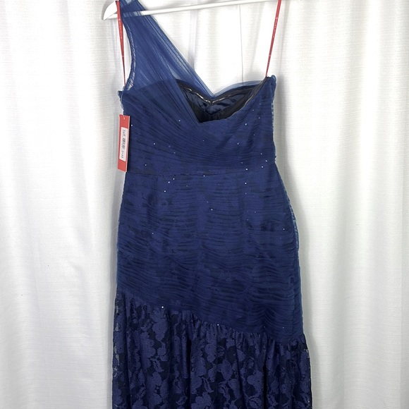 Monique Lhuiller Navy Sequin Lace Gown NWT - Picture 12 of 13